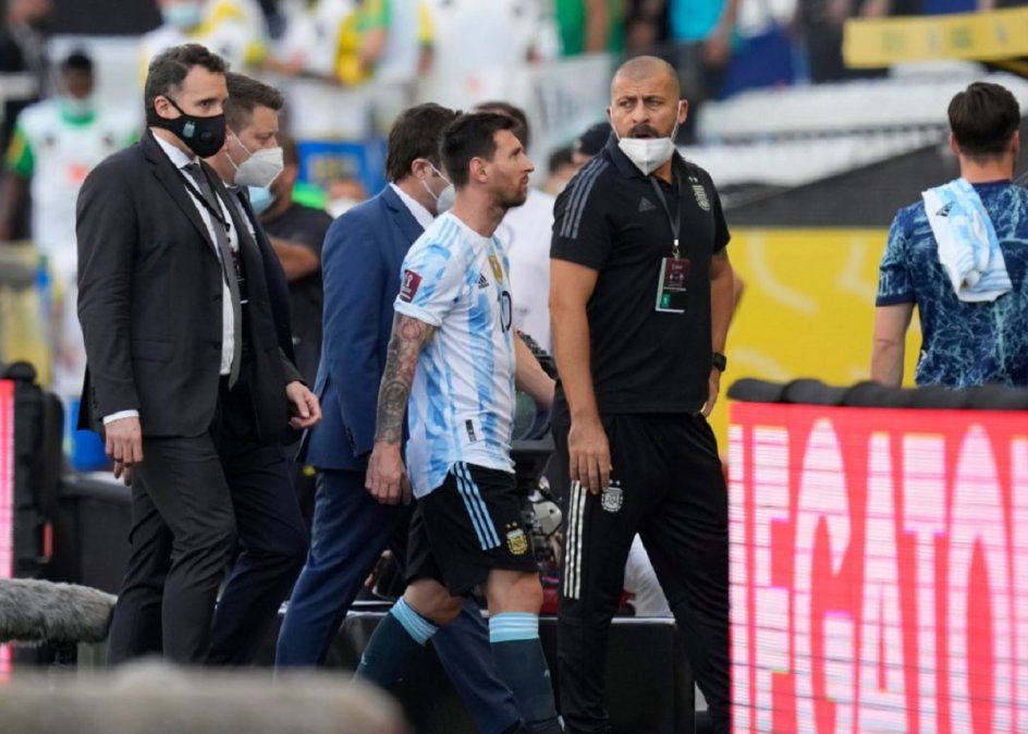 La Conmebol se pronunció luego de la bochornosa suspensión del partido entre Brasil y Argentina por las Eliminatorias Sudamericanas.