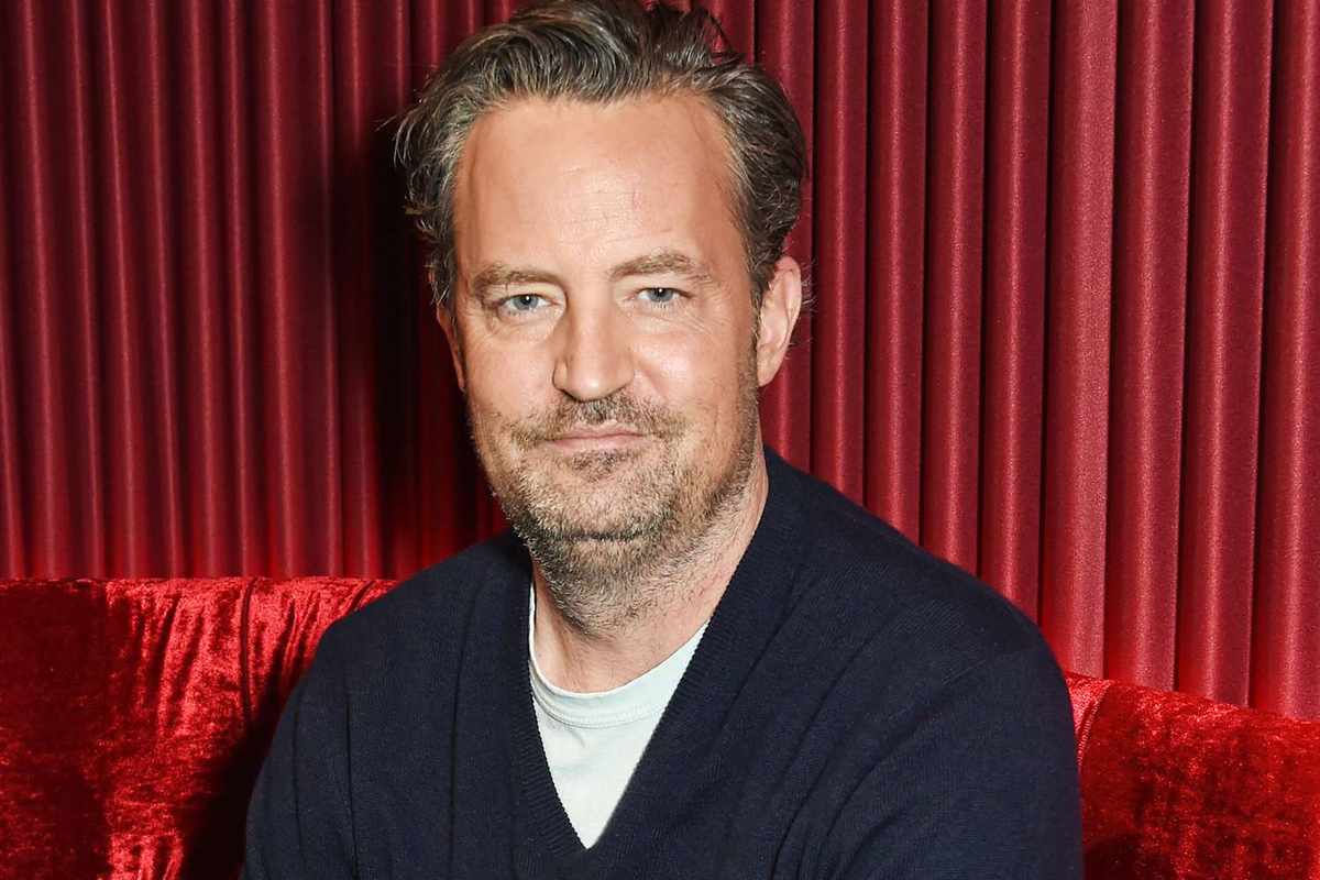 El mundo aún llora la muerte de Matthew Perry. 