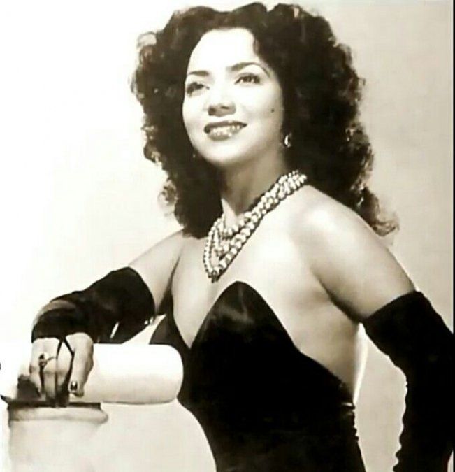 María Victoria.