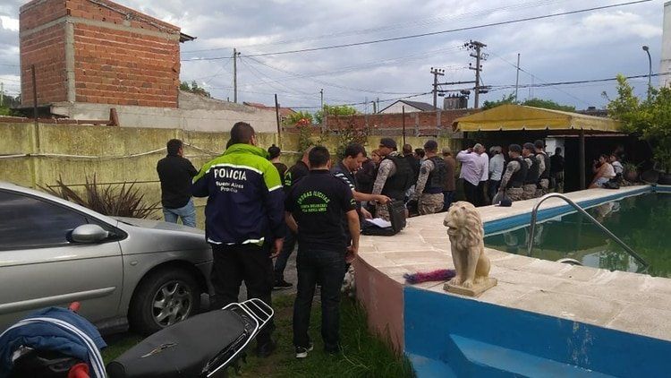 Casas con pileta, alcohol y drogas: la ruta de las fiestas clandestinas en Mar del Plata