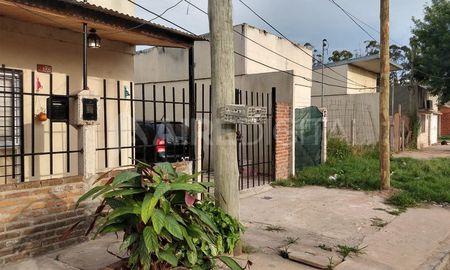 El ataque ocurrió en la vereda de la casa donde Gisela vivía con su familia El ataque ocurrió en la vereda de la casa donde Gisela vivía con su familia