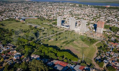 El Concejo de Santa Fe aprobó que el Ejecutivo ceda a la Provincia un espacio del Parque Federal para la nueva estación policial. El Concejo de Santa Fe aprobó que el Ejecutivo ceda a la Provincia un espacio del Parque Federal para la nueva estación policial.