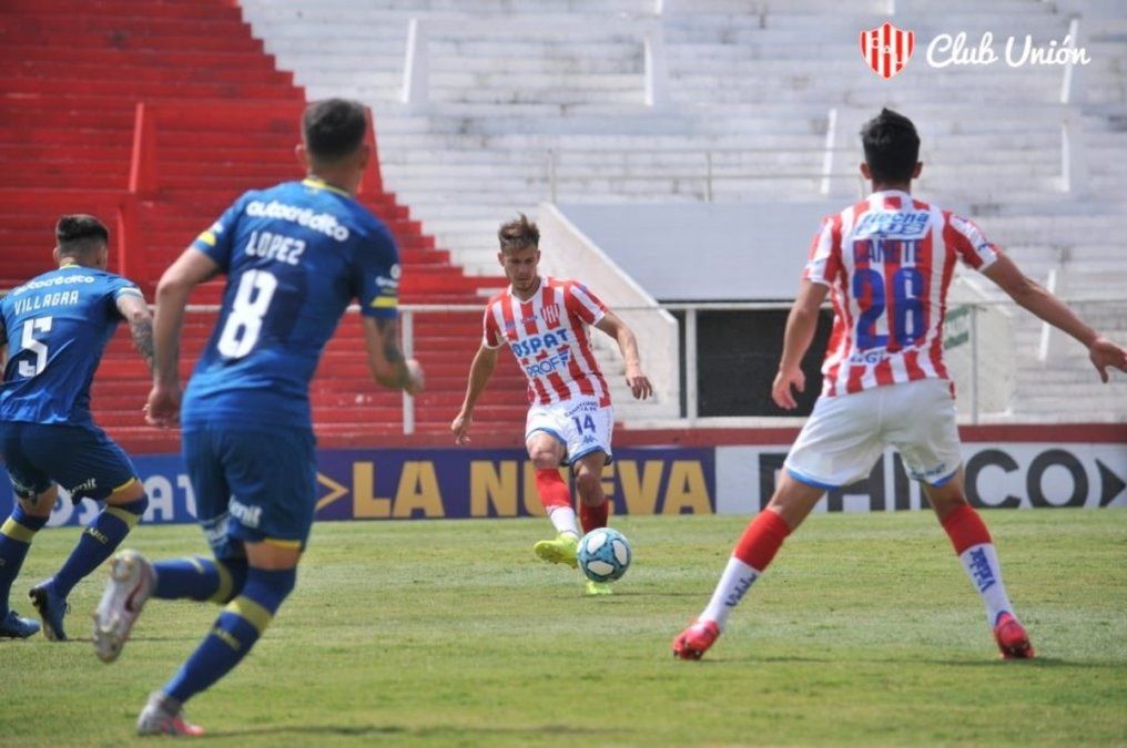 Nery Leyes podría seguir su carrera en Gimnasia y Esgrima La Plata.