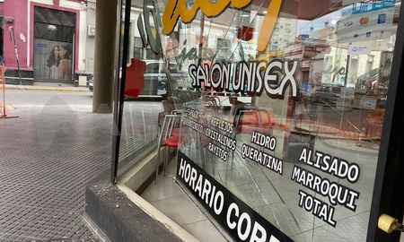 Ciudad de Santa Fe: robaron en la peluquería de 25 de mayo y Crespo Ciudad de Santa Fe: robaron en la peluquería de 25 de mayo y Crespo