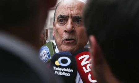 Francos volvió a insistir con que el Ejecutivo apelará la medida cautelar que dispuso el juez Sebastián Casanello conta el Ministerio de Capital Humano y cargó nuevamente contra el magistrado. Francos volvió a insistir con que el Ejecutivo apelará la medida cautelar que dispuso el juez Sebastián Casanello conta el Ministerio de Capital Humano y cargó nuevamente contra el magistrado.