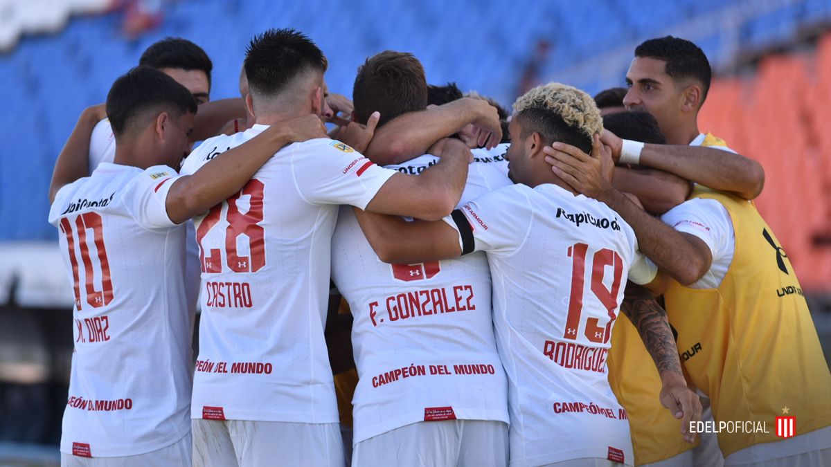 Estudiantes lidera la zona 1 de la Copa de la Liga junto con Banfield