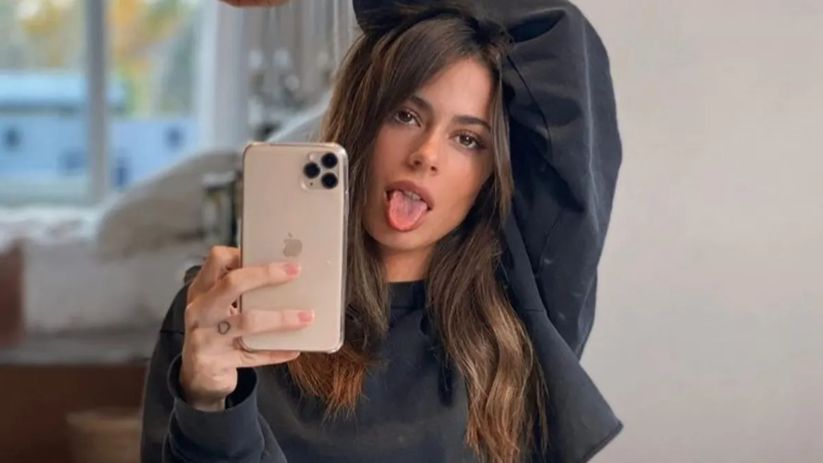 Tini Stoessel mostró en fotos la lujosa mansión en la que vive