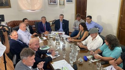 Paritarias en Santa Fe: ATE y UPCN aceptaron la propuesta salarial del gobierno