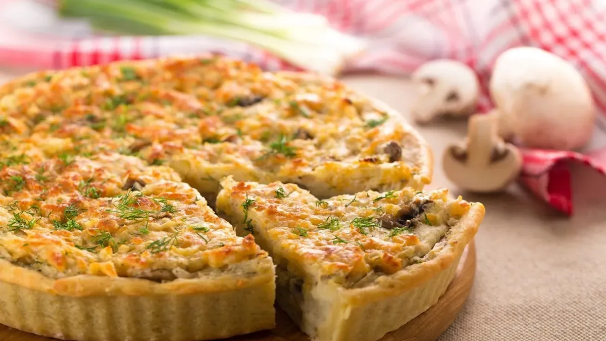 Tarta de verdura y pollo al horno: la receta sencilla de solo 4 pasos