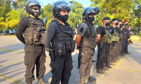 El Ministerio de Seguridad de la provincia abrió la inscripción para el concurso de ascenso policial 2020, con un total de 6.223 agentes que están en condiciones de concursar para cubrir un total de 4.094 vacantes. El Ministerio de Seguridad de la provincia abrió la inscripción para el concurso de ascenso policial 2020, con un total de 6.223 agentes que están en condiciones de concursar para cubrir un total de 4.094 vacantes.