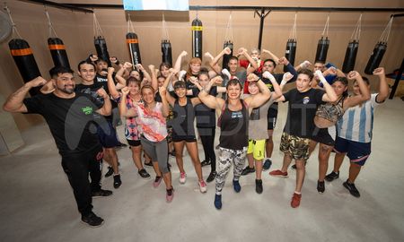 Desde el primer día, asisten a entrenar unos 150 niños y jóvenes de barrios del sudoeste de la ciudad de Santa Fe. Desde el primer día, asisten a entrenar unos 150 niños y jóvenes de barrios del sudoeste de la ciudad de Santa Fe.