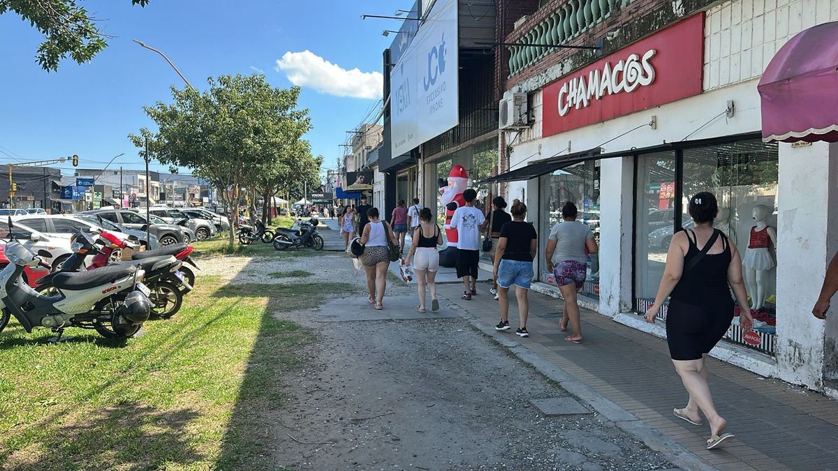 El comercio de Aristóbulo del Valle vivió días intensos en la recta final hacia Navidad.