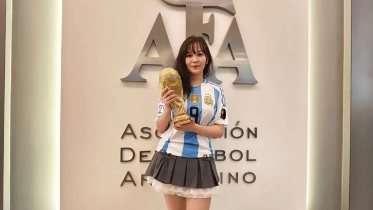 Ailing es profesora de inglés y es fan de Messi y la Scaloneta. Ailing es profesora de inglés y es fan de Messi y la Scaloneta.