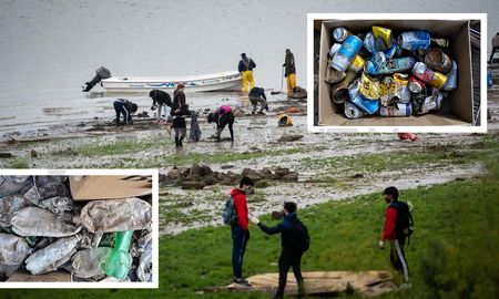 El colectivo ambientalista Más Río Menos Basura realizó una jornada de limpieza en la costa del río Paraná a la altura de Rosario. El colectivo ambientalista Más Río Menos Basura realizó una jornada de limpieza en la costa del río Paraná a la altura de Rosario.