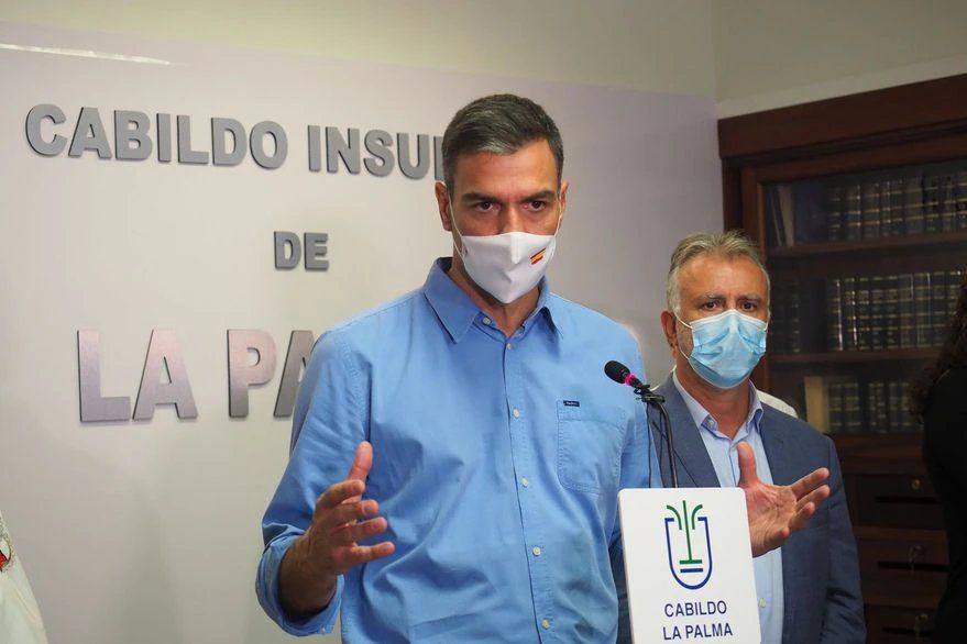 El presidente del Gobierno español, Pedro Sánchez, anunció este domingo una nueva ayuda por un total de 206 millones de euros para la recuperación de la isla de La Palma.