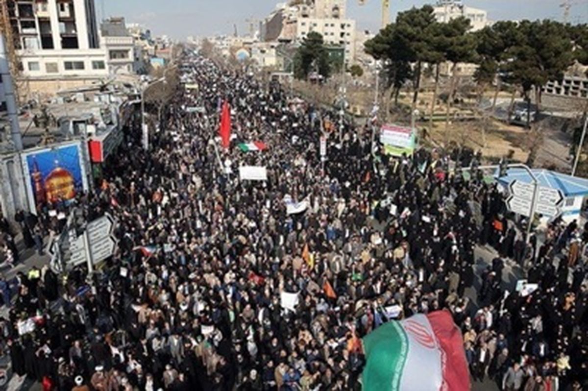 &ldquo;Etiquetar como terrorista a una parte de las fuerzas armadas oficiales de un pa&iacute;s es inaceptable desde el punto de vista del derecho internacional y peligroso desde el punto de vista pol&iacute;tico", dijo en una rueda de prensa el portavoz del Ministerio de Exteriores iran&iacute;, Ismail Baghaei.
