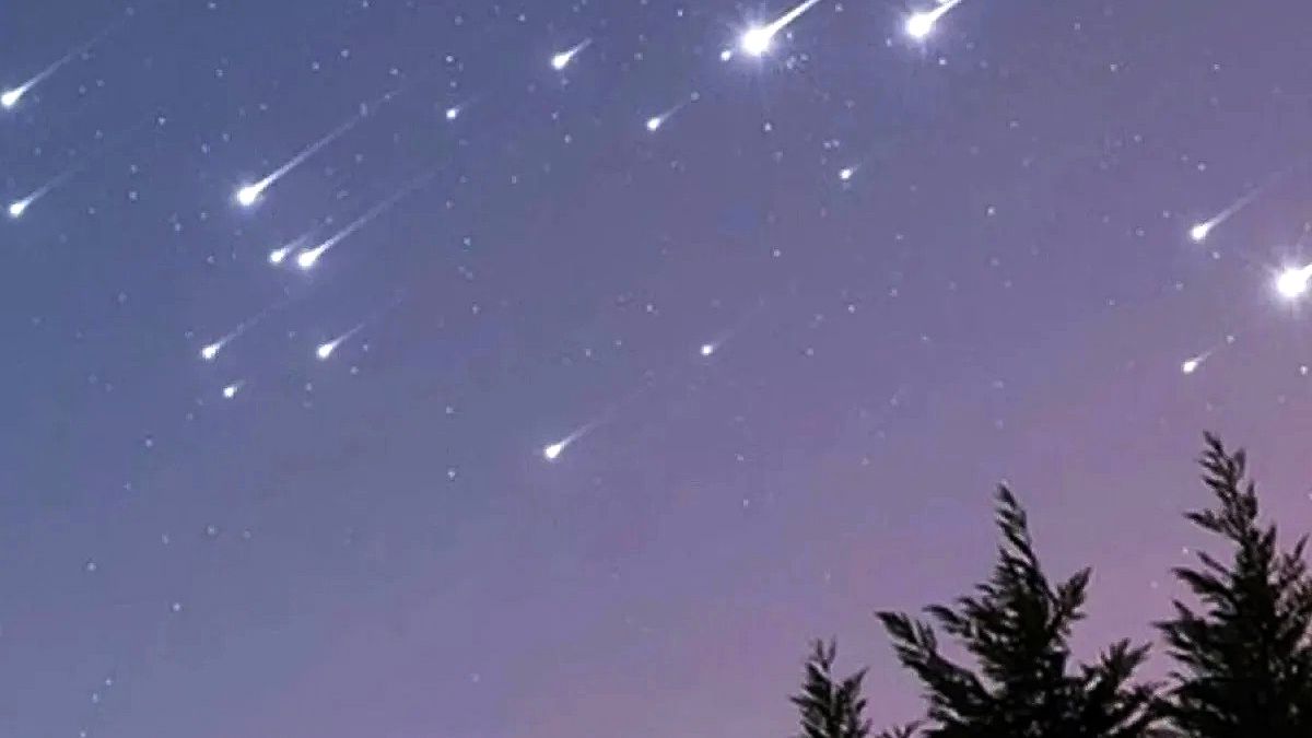 Se le llama Eta Acuáridas porque los meteoros irradian desde la estrella Eta, en la constelación de Acuario.