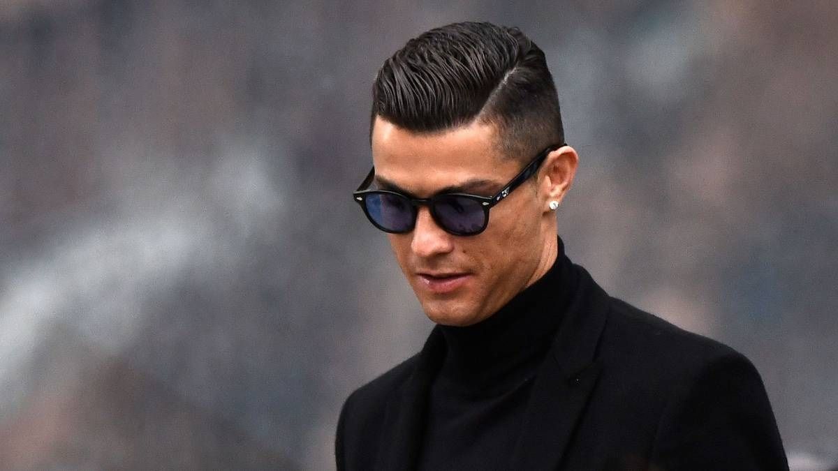 Cristiano facturó más en las redes sociales que por jugar en Juventus