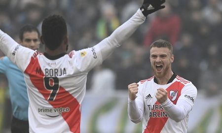River goleó a Aldosivi en Mar del Plata, por la 10ª fecha de la Liga Profesional de Fútbol. River goleó a Aldosivi en Mar del Plata, por la 10ª fecha de la Liga Profesional de Fútbol.