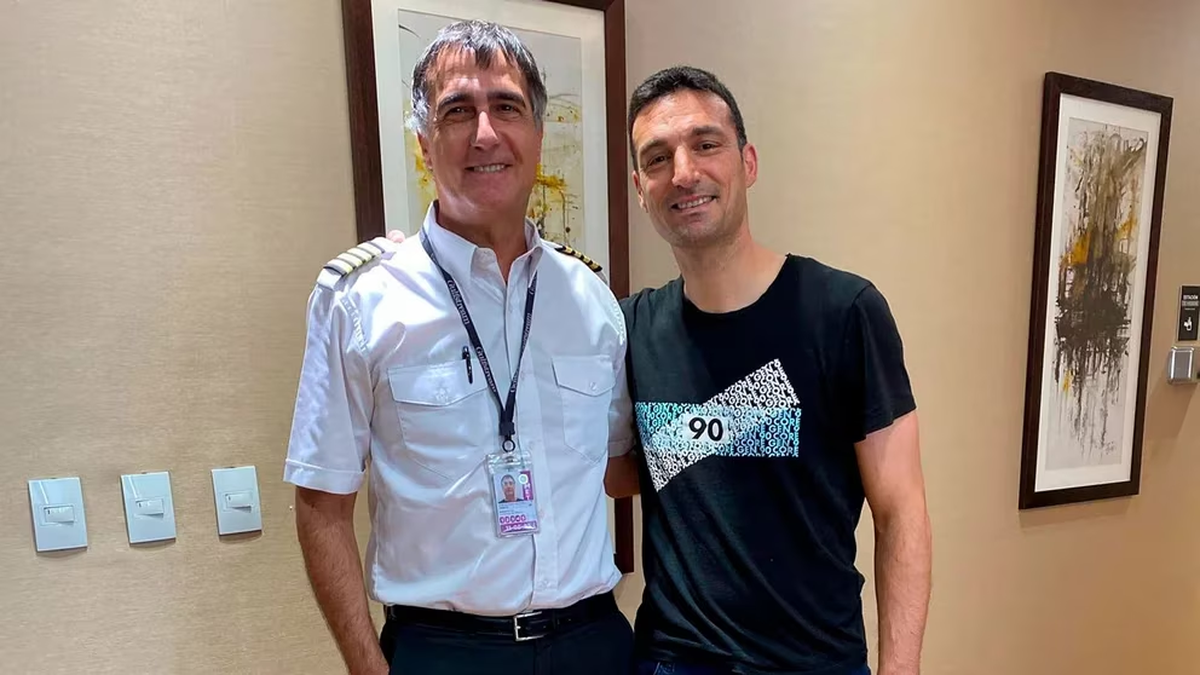 Antonio Laje se encontró con Scaloni en marzo de este año. Antonio Laje se encontró con Scaloni en marzo de este año.