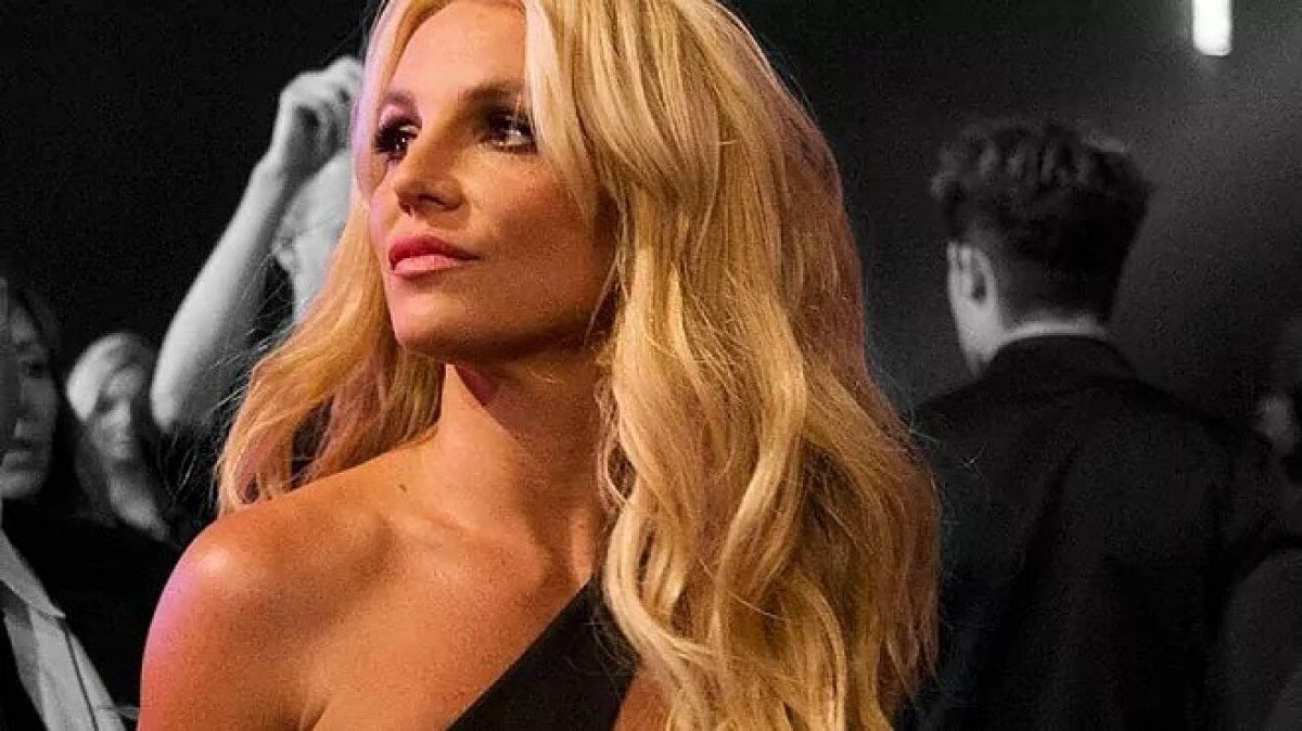 Britney Spears compartió un antiguo recuerdo para desearle un feliz cumpleaños a su hermana