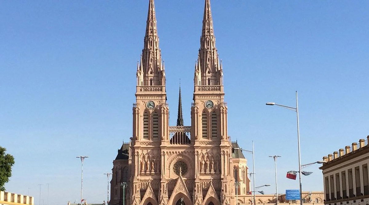 El Arzobispo de Bs. As. presidirá la misa principal el domingo a las 7 de la mañana. Foto: NA. El Arzobispo de Bs. As. presidirá la misa principal el domingo a las 7 de la mañana. Foto: NA. 