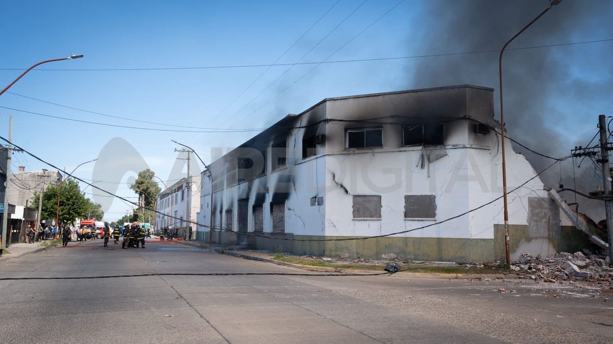 La parte del edificio sobre Gobernador Freyre y Zeballos será demolida.