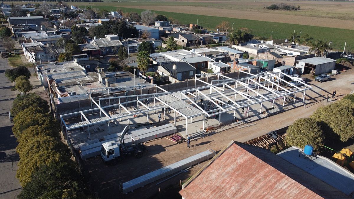 Ya se llevan invertidos 19.500 millones de pesos en infraestructura escolar, en lo que va de la gestión de Omar Perotti.