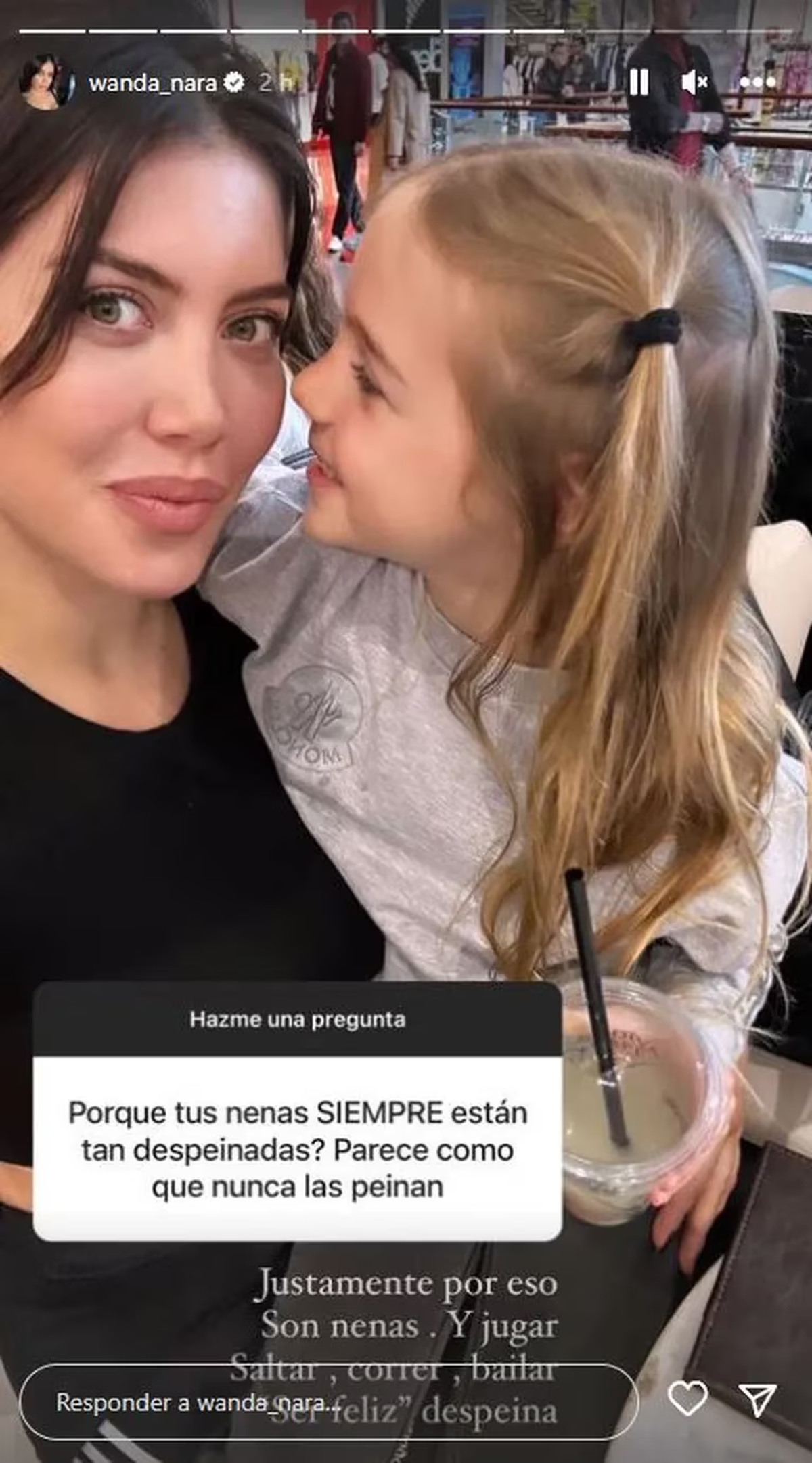 Wanda Nara no dudó en contestarle a una seguidora que criticó a sus hijas.