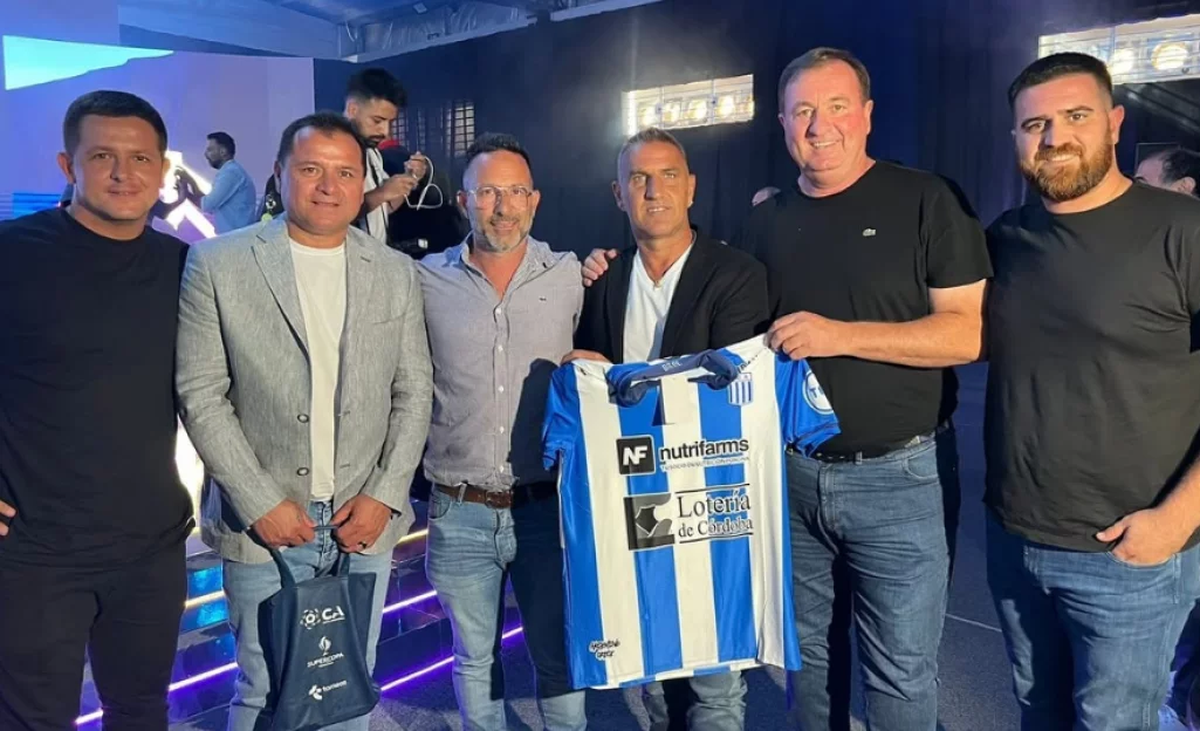 Boca vs Argentino de Monte Maíz y la revelación presidente Claudio Nebbia previo a la Copa Argentina. Boca vs Argentino de Monte Maíz y la revelación presidente Claudio Nebbia previo a la Copa Argentina.
