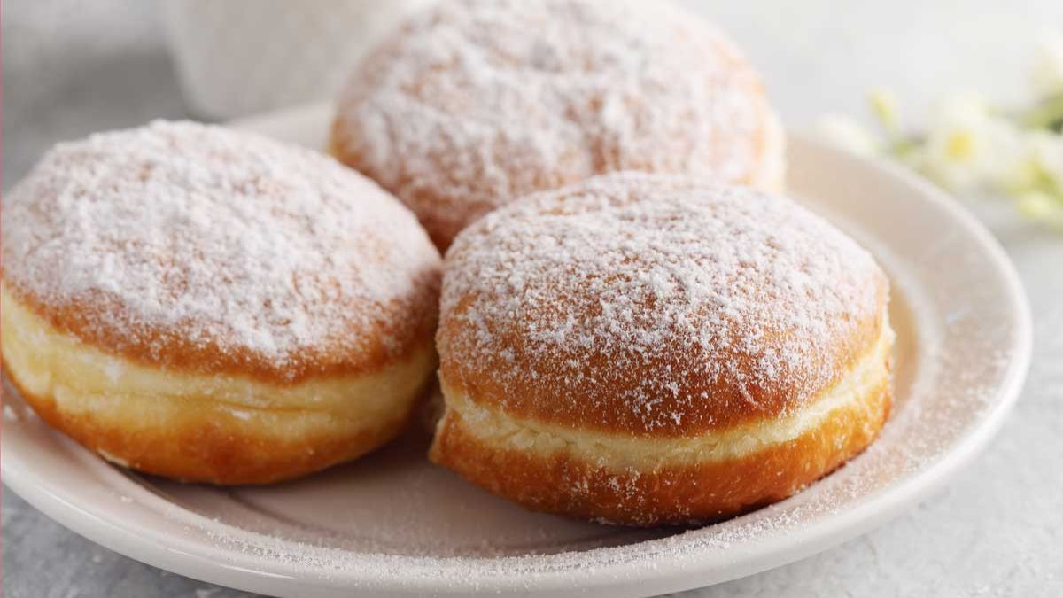 Los carnavales se celebran en todo el mundo con desfiles, bailes y, por supuesto, con sabores únicos de cada región. Los carnavales se celebran en todo el mundo con desfiles, bailes y, por supuesto, con sabores únicos de cada región.