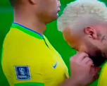 Polémica en la Selección de Brasil: qué le dio Casemiro para que aspire por la nariz Neymar en pleno partido Polémica en la Selección de Brasil: qué le dio Casemiro para que aspire por la nariz Neymar en pleno partido