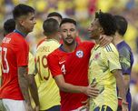 El lateral derecho Mauricio Isla rescindió con el Fenerbahce y Boca podrá negociar directamente con él. El lateral derecho Mauricio Isla rescindió con el Fenerbahce y Boca podrá negociar directamente con él.