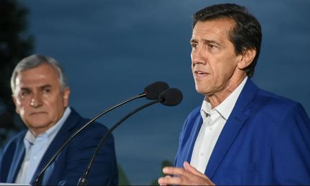 Carlos Sadir junto al actual gobernador de Jujuy, Gerardo Morales. Carlos Sadir junto al actual gobernador de Jujuy, Gerardo Morales.