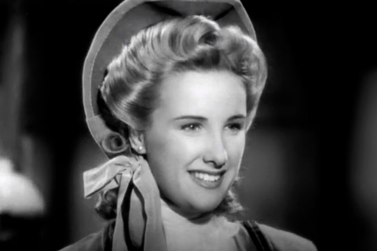 Muchas de las películas clásicas de Mirtha Legrand pueden encontrarse en YouTube. Muchas de las películas clásicas de Mirtha Legrand pueden encontrarse en YouTube.