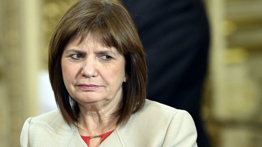 “No hubo narcotraficantes ni una interna policial, acá sucedió algo dentro del vehículo de Valdés”, reveló Bullrich por Aire de Santa Fe