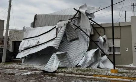 Las Rosas fue una de las zonas más afectadas por la tormenta que atravesó este jueves distintas localidades del sur de Santa Fe. Las Rosas fue una de las zonas más afectadas por la tormenta que atravesó este jueves distintas localidades del sur de Santa Fe.