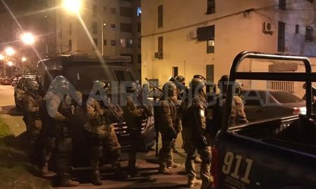 Rosario: 39 allanamientos y 12 detenidos de la banda de “Chucky Monedita”. Foto: imagen ilustrativa. Rosario: 39 allanamientos y 12 detenidos de la banda de “Chucky Monedita”. Foto: imagen ilustrativa.