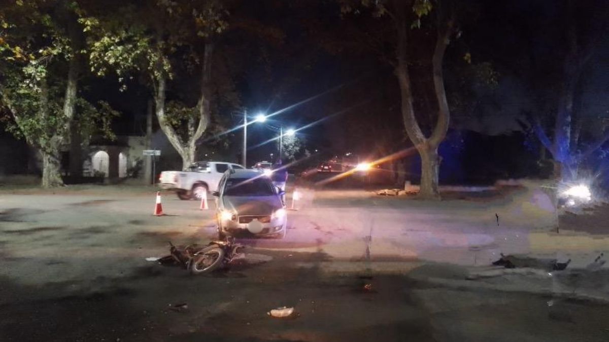 La moto luego del accidente. 