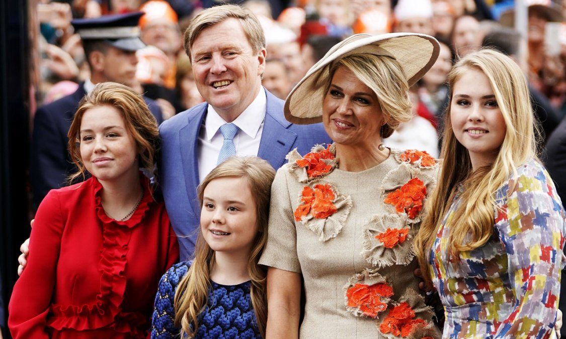 El Movimiento Monárquico Argentino (MMA) pide que encabece el restablecimiento de un sistema de corona. Su inspiración es el modelo sueco. Aseguran que sería el sistema de gobierno