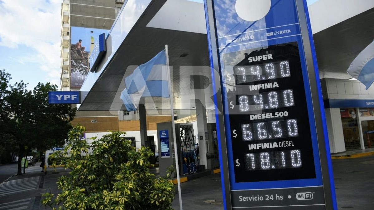 En Rosario ya se vio el cambio de precio en los surtidores de las estaciones.&nbsp;