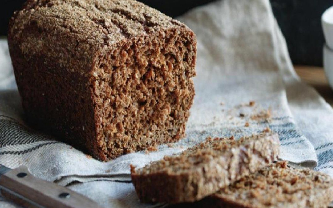 Qué beneficios nutricionales tiene consumir pan de centeno