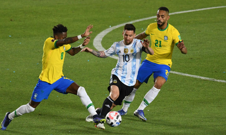 Argentina enfrentará a Brasil por las Eliminatorias Sudamericanas. Argentina enfrentará a Brasil por las Eliminatorias Sudamericanas.