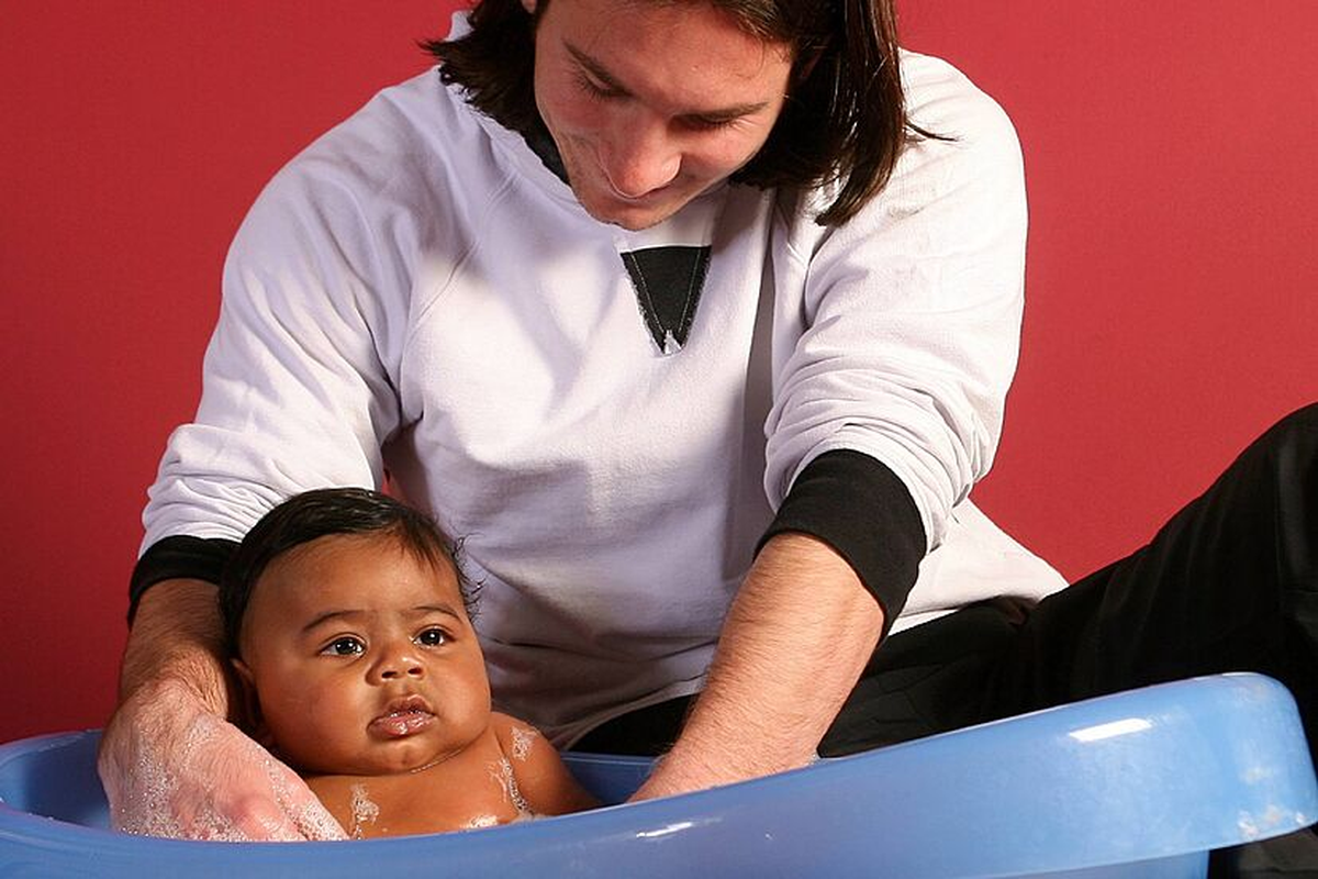 Lionel Messi junto a Lamine Yamal para la campaña solidaria de Sport y UNICEF. Lionel Messi junto a Lamine Yamal para la campaña solidaria de Sport y UNICEF.