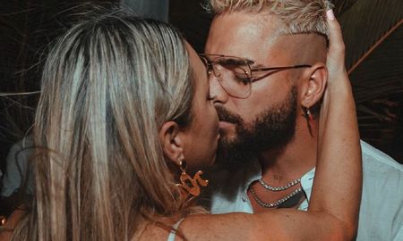 maluma a los besos en la boca con su mama: la foto que despierta una ola de criticas maluma a los besos en la boca con su mama: la foto que despierta una ola de criticas