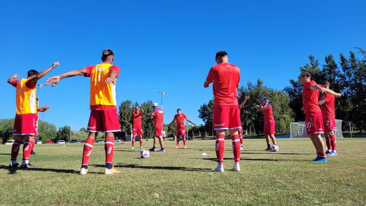 Unión entrenó este martes de cara al amistoso frente a Belgrano