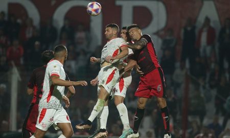 Instituto venció 1-0 a Colón, con gol de Adrián Martínez, por la fecha 16 de la Liga Profesional 2023. Instituto venció 1-0 a Colón, con gol de Adrián Martínez, por la fecha 16 de la Liga Profesional 2023.