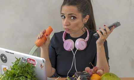 Publicaron cuánto cobra Paulina Cocina por sus videos ¡y Twitter estalló! Publicaron cuánto cobra Paulina Cocina por sus videos ¡y Twitter estalló!