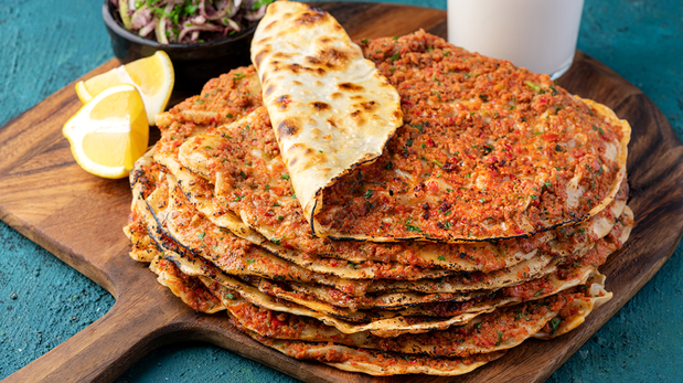 Lahmacun: la receta fácil y económica para hacer la famosa pizza turca
