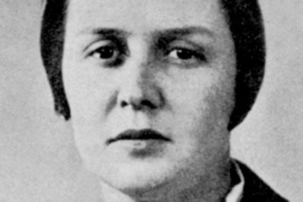 Quién es Elena Caffarena